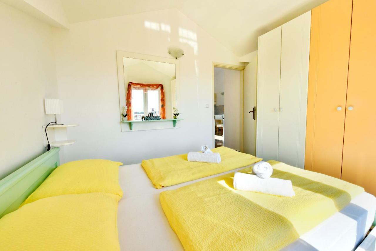 Ferienwohnung Apartman Del Mar Poreč Exterior foto